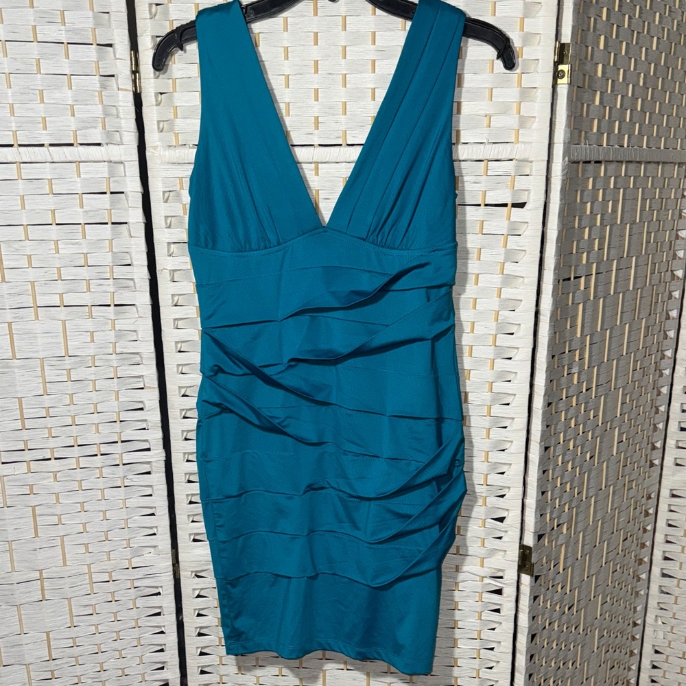 Chic Teal Pleated Dress